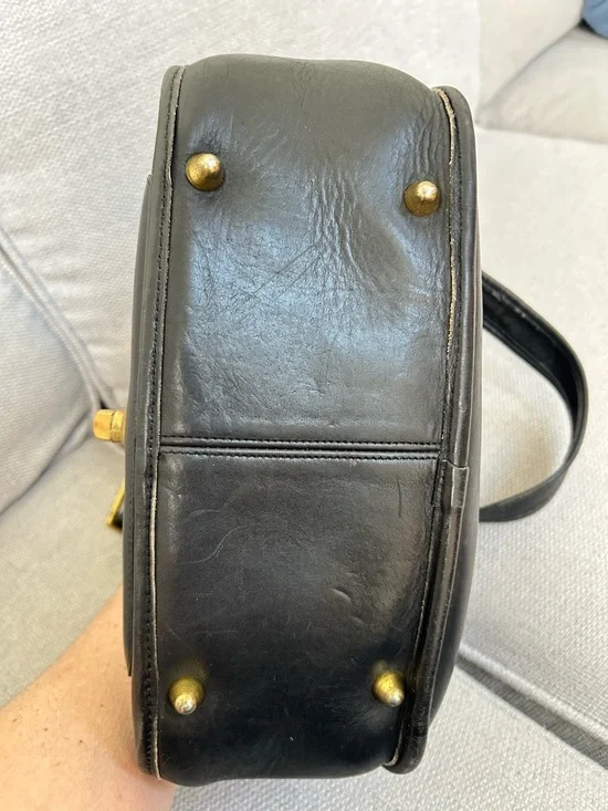 Vintage Coach Black Leather Crossbody Saddle Bag with Gold Hardware - Picture 12 of 12